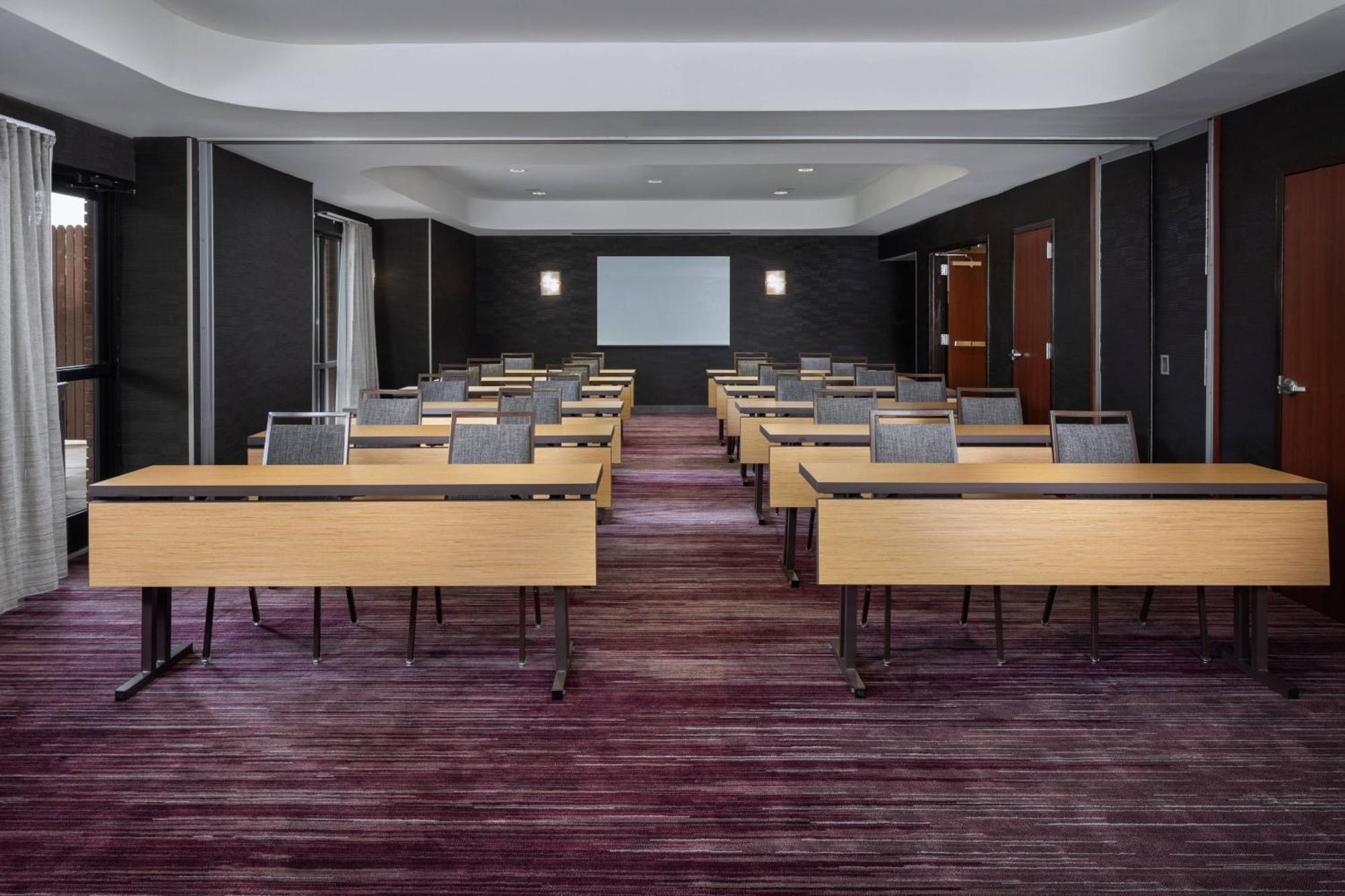 Courtyard By Marriott Anniston Oxford Hotel Bagian luar foto