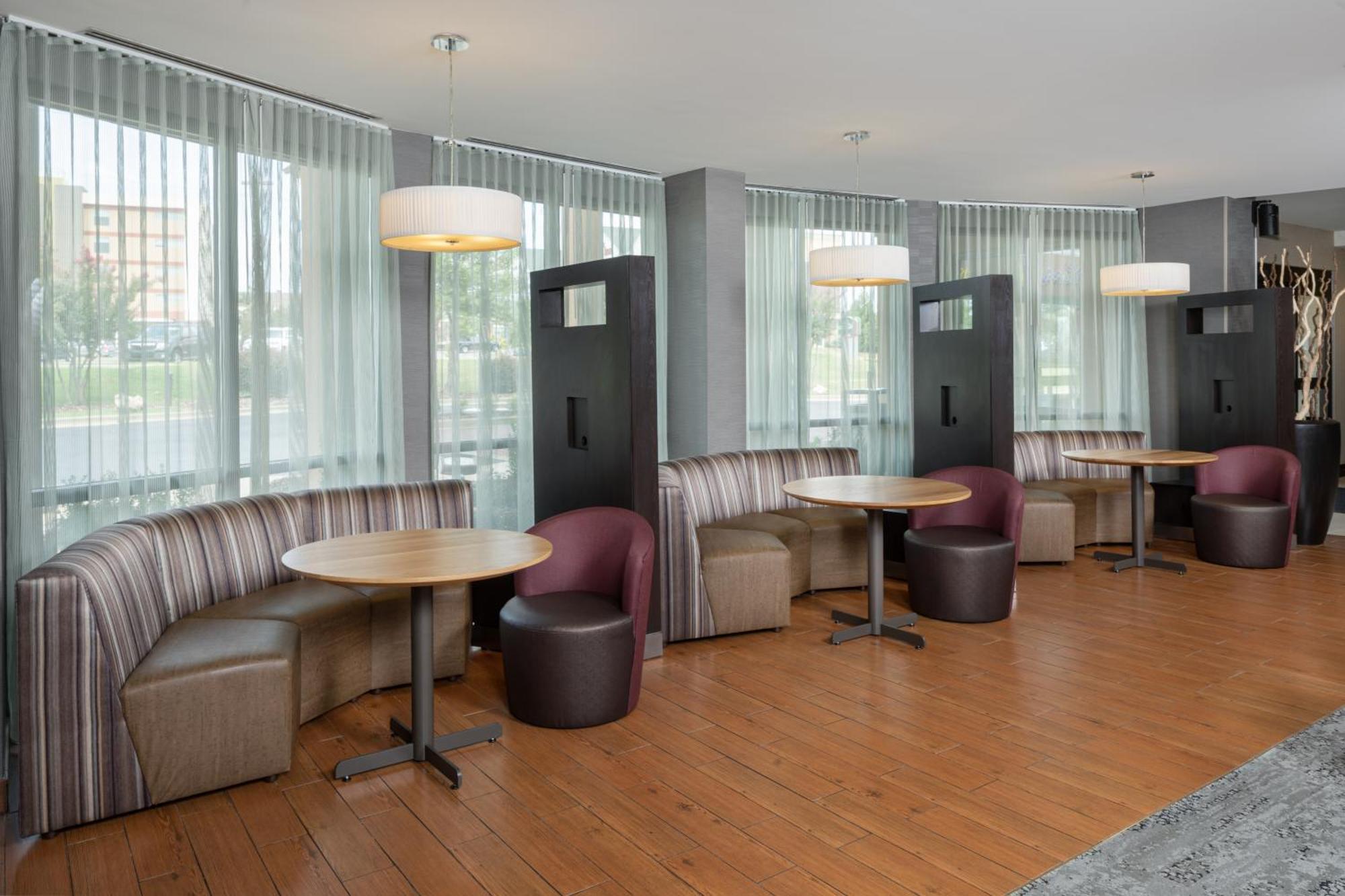 Courtyard By Marriott Anniston Oxford Hotel Bagian luar foto