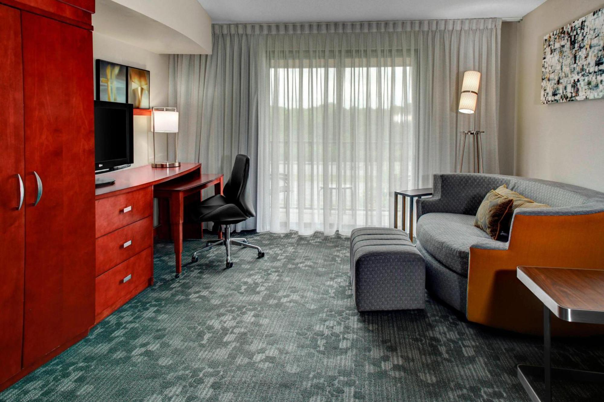 Courtyard By Marriott Anniston Oxford Hotel Bagian luar foto