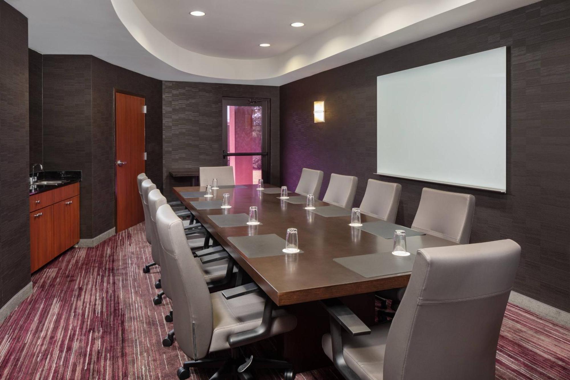 Courtyard By Marriott Anniston Oxford Hotel Bagian luar foto