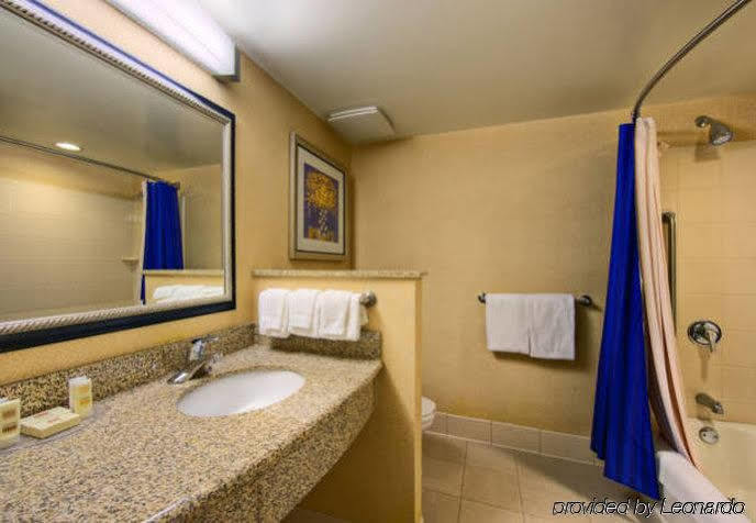 Courtyard By Marriott Anniston Oxford Hotel Bagian luar foto