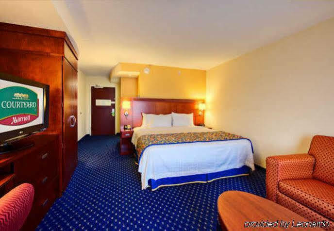 Courtyard By Marriott Anniston Oxford Hotel Bagian luar foto